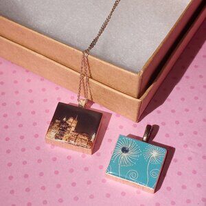 Scrabble tile necklace and extra pendant